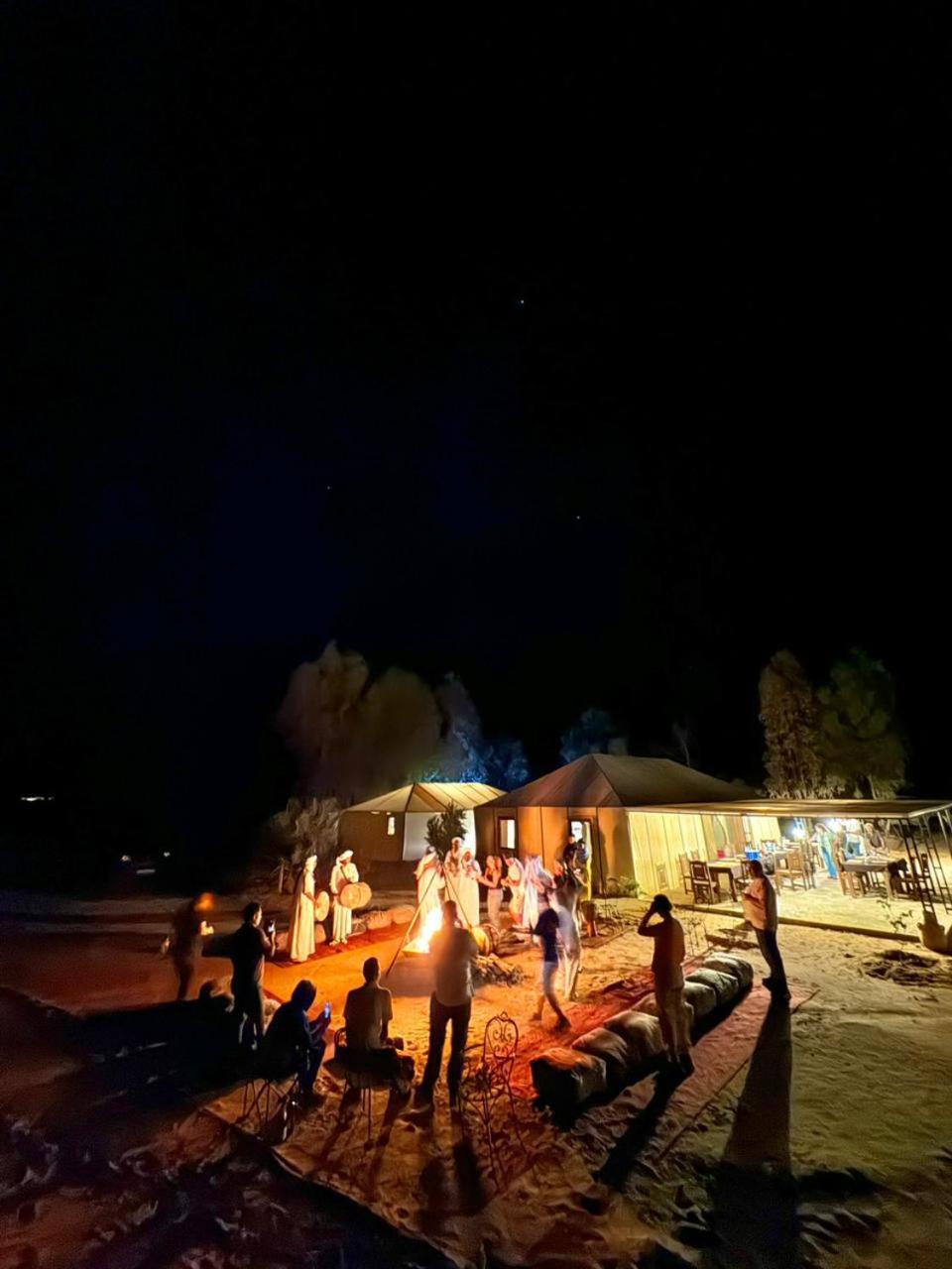 Willa Sahara Vibes Luxury Camp Merzouga Zewnętrze zdjęcie