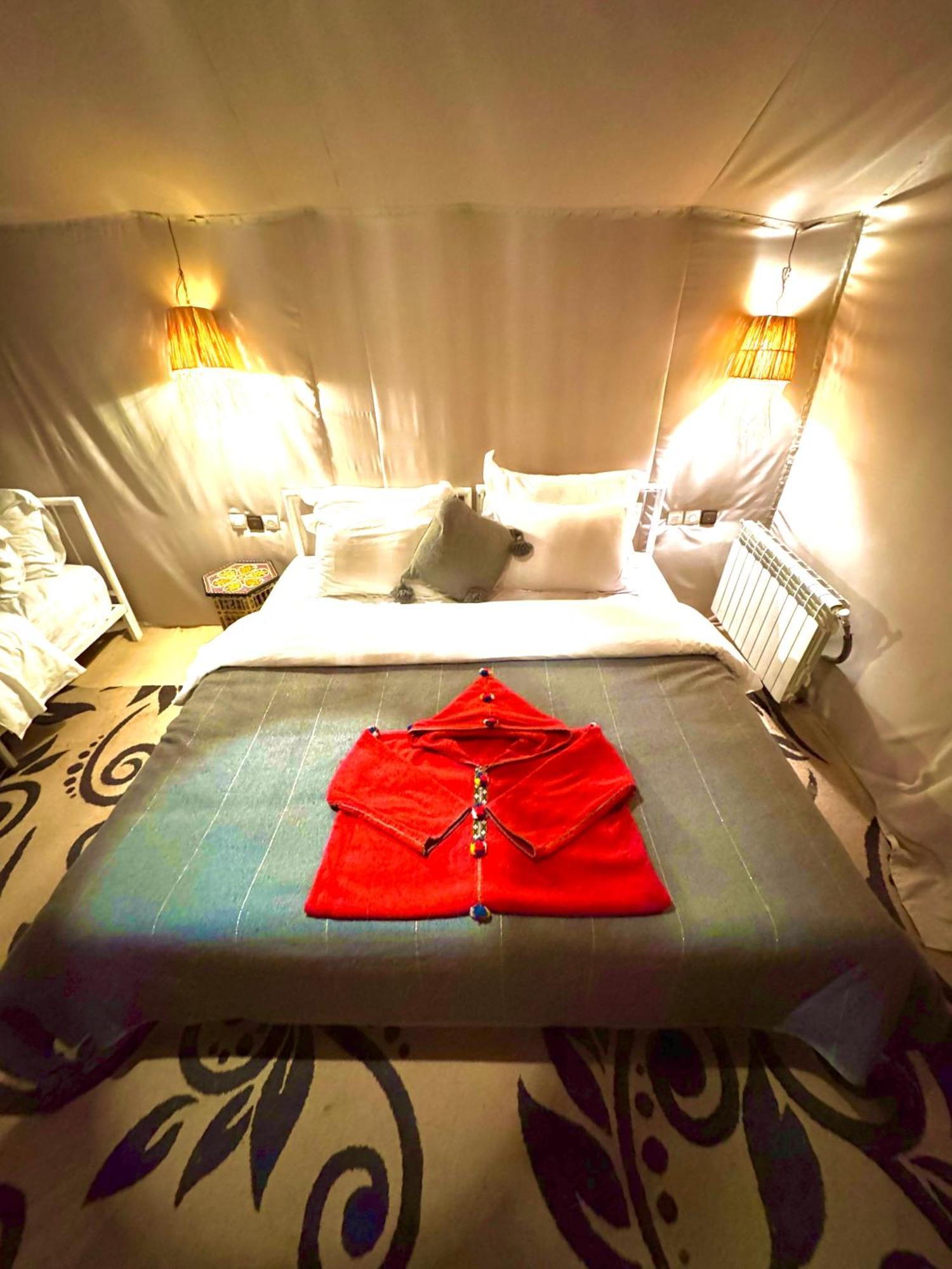 Willa Sahara Vibes Luxury Camp Merzouga Zewnętrze zdjęcie